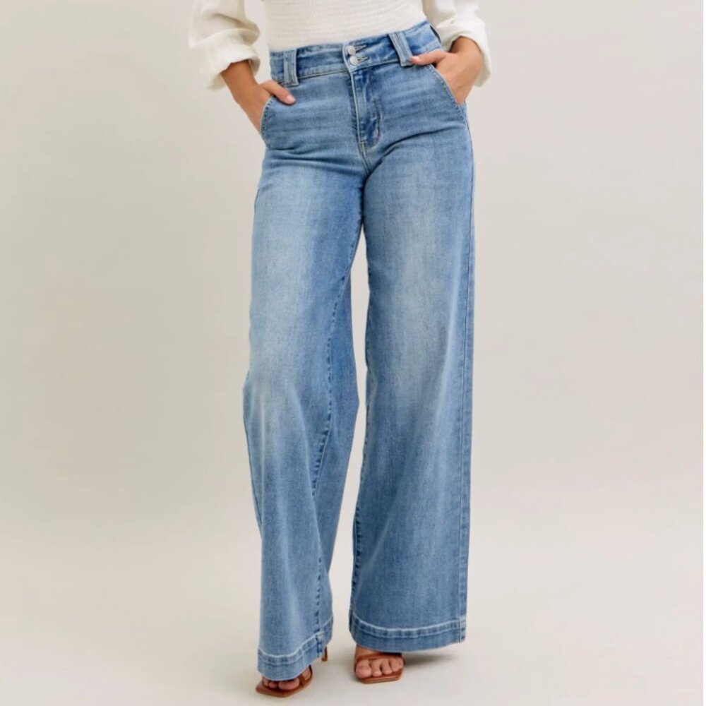 Judy Blue Light Blue Flare & Wide Leg Jeans